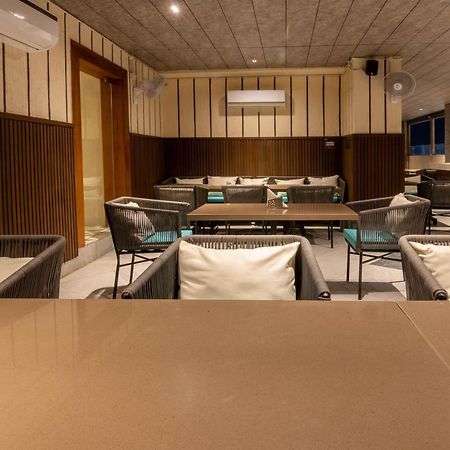Hotel Bay Laurel Retreat فريد آباد المظهر الخارجي الصورة