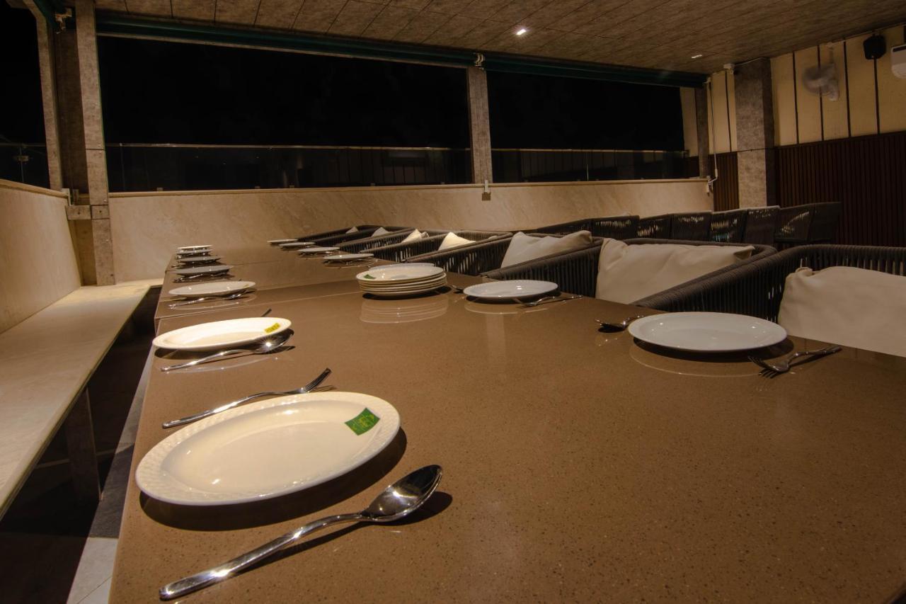 Hotel Bay Laurel Retreat فريد آباد المظهر الخارجي الصورة