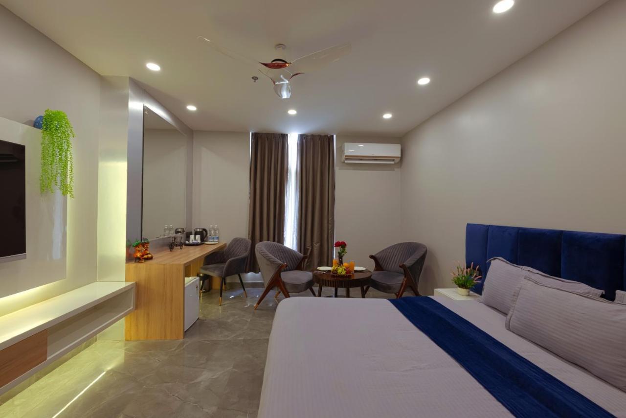 Hotel Bay Laurel Retreat فريد آباد المظهر الخارجي الصورة